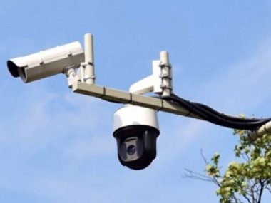 کاربرد دوربین‌های مداربسته در نظارت و مدیریت ترافیک شهری در متل قو و کلارآباد